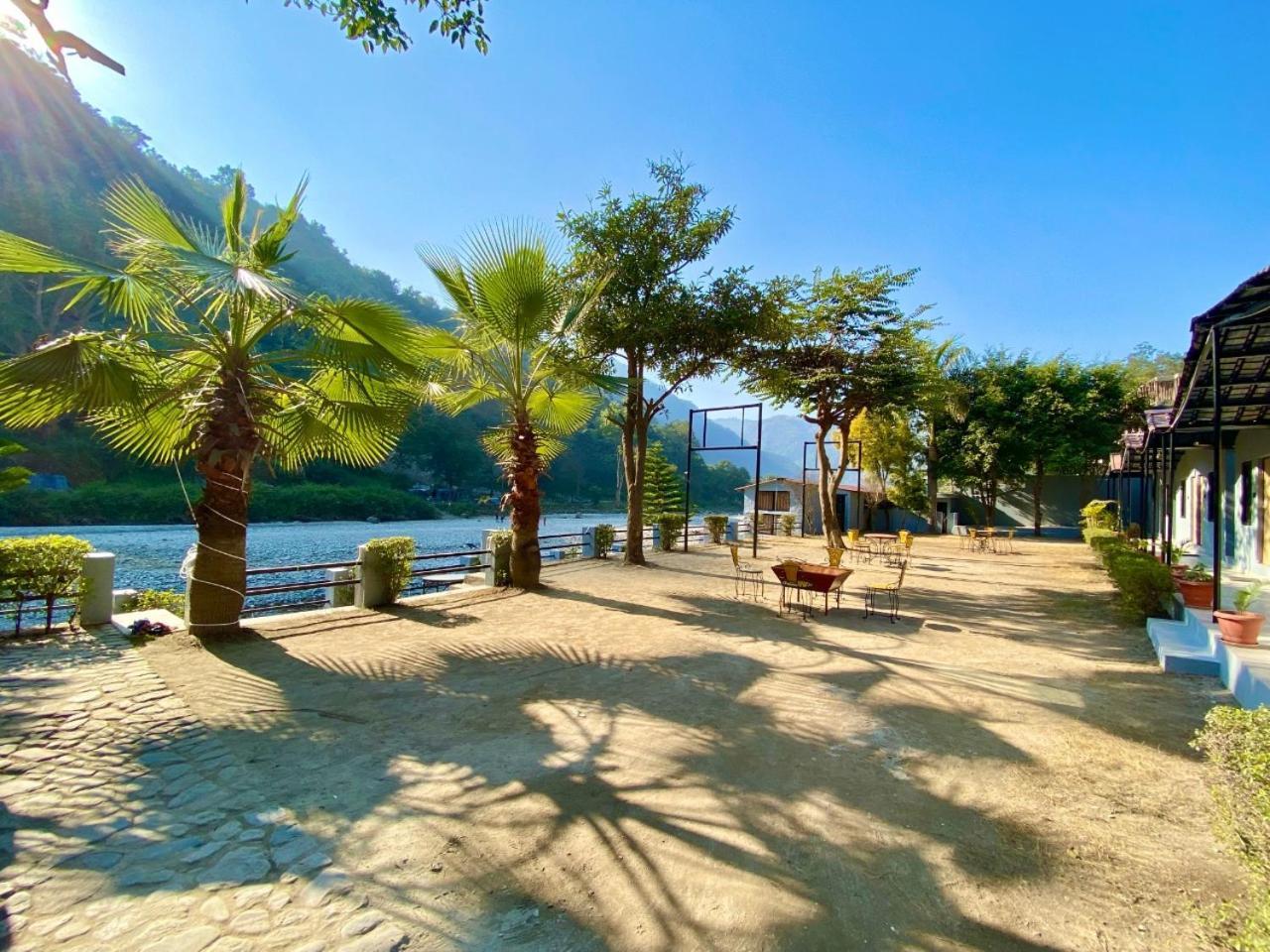 Euphoric River Resort ริชิเคช ภายนอก รูปภาพ