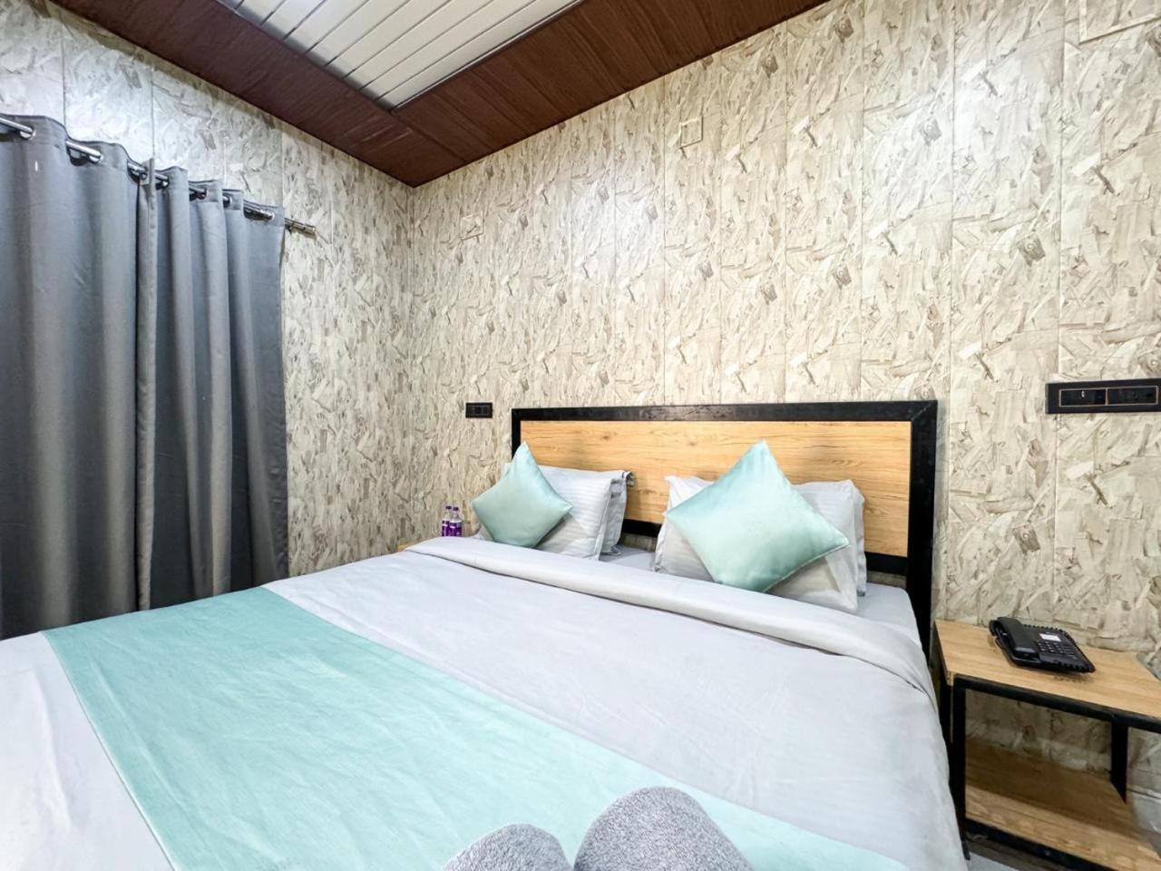 Euphoric River Resort ริชิเคช ภายนอก รูปภาพ
