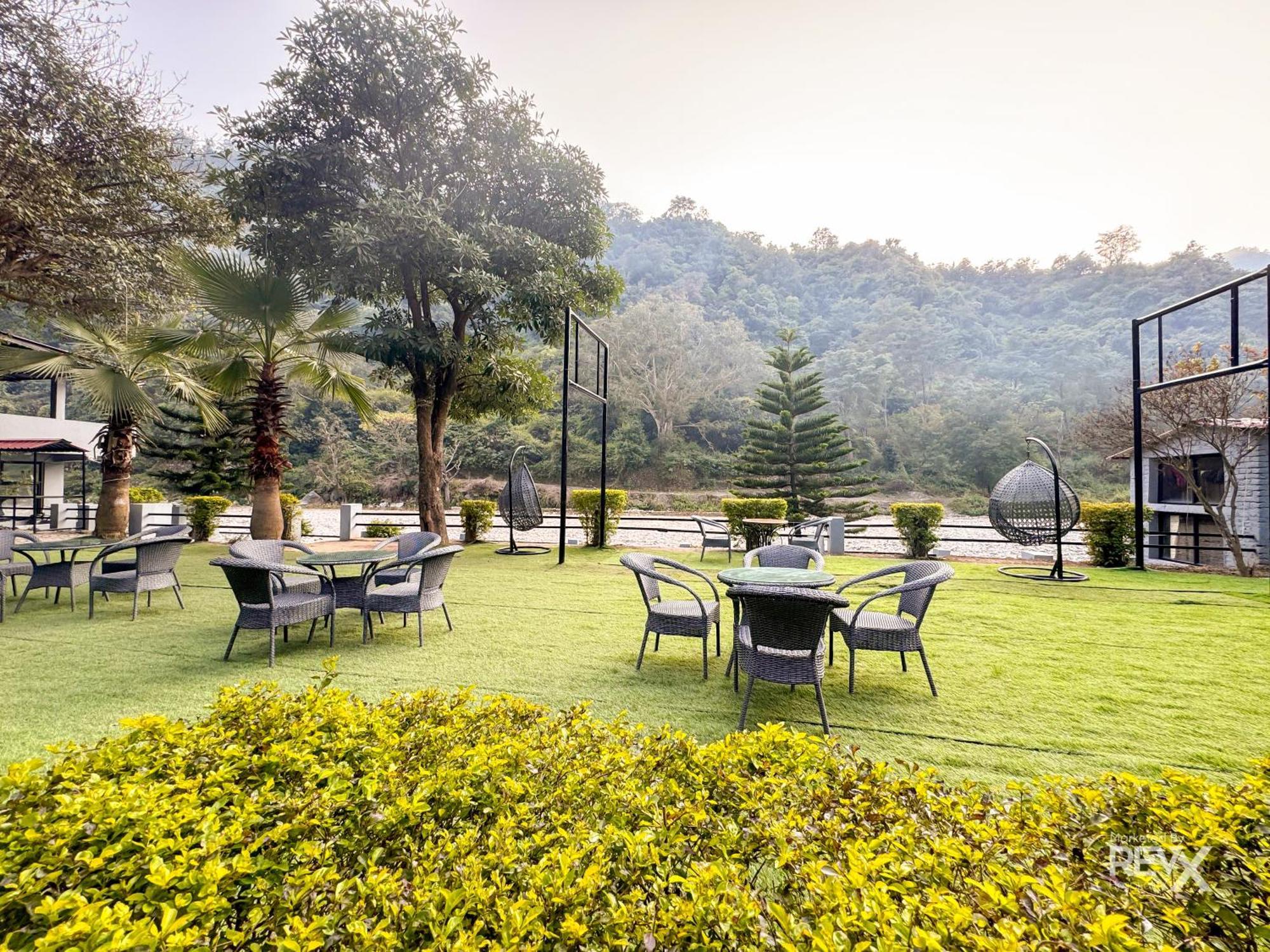 Euphoric River Resort ริชิเคช ภายนอก รูปภาพ